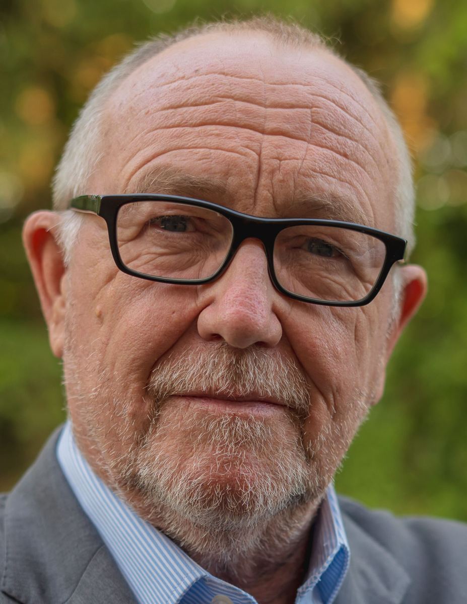 Headshot of Mark Whelan